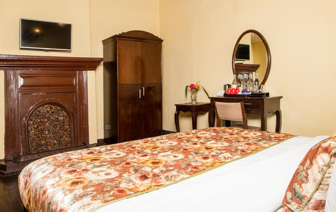 Summit Swiss Heritage Resort & Spa Darjeeling  Bilik gambar